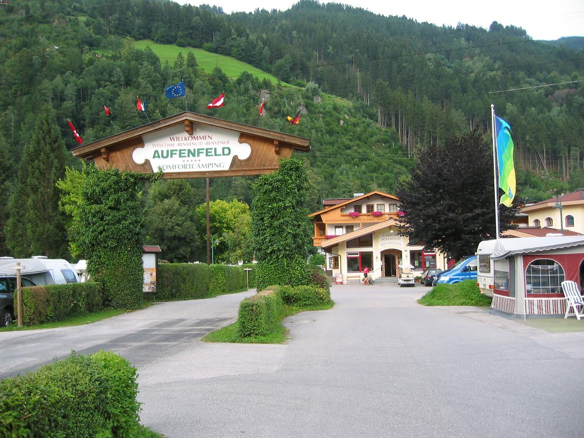 Mountainview Lodge - Chalet Im Zillertal Direkt Am 5 Sterne Campingplatz Aufenfeld Mit Hallenbad Und Sauna Aschau Im Zillertal エクステリア 写真