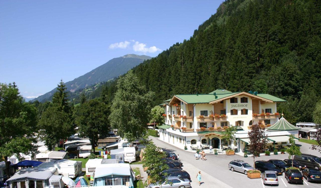 Mountainview Lodge - Chalet Im Zillertal Direkt Am 5 Sterne Campingplatz Aufenfeld Mit Hallenbad Und Sauna Aschau Im Zillertal エクステリア 写真